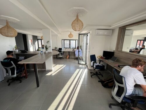 Day time Air conditionned coworking space Taghazout BB Hostel Surf Camp Taghazout